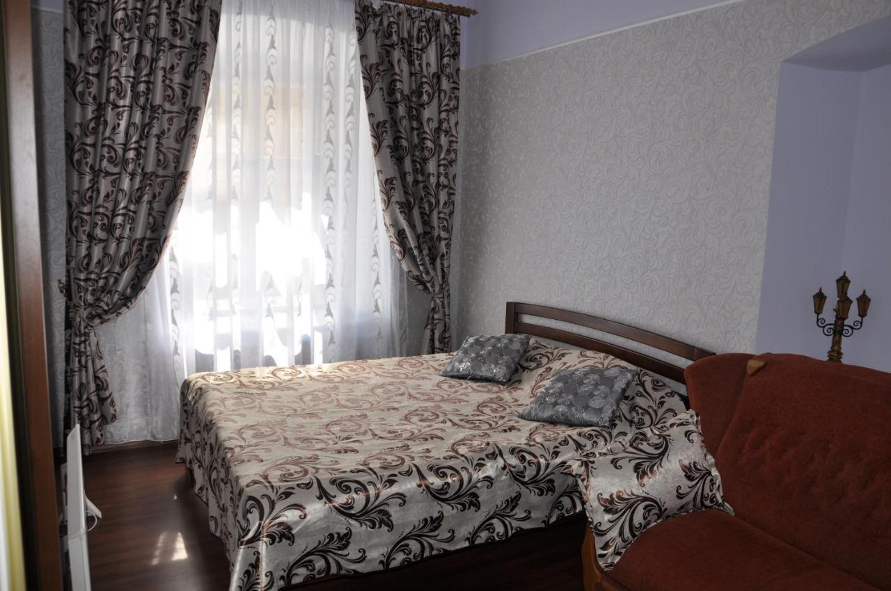 Apartments Near Rynok Square On Staroyevreyska And Fedorova Streets Leópolis Exterior foto